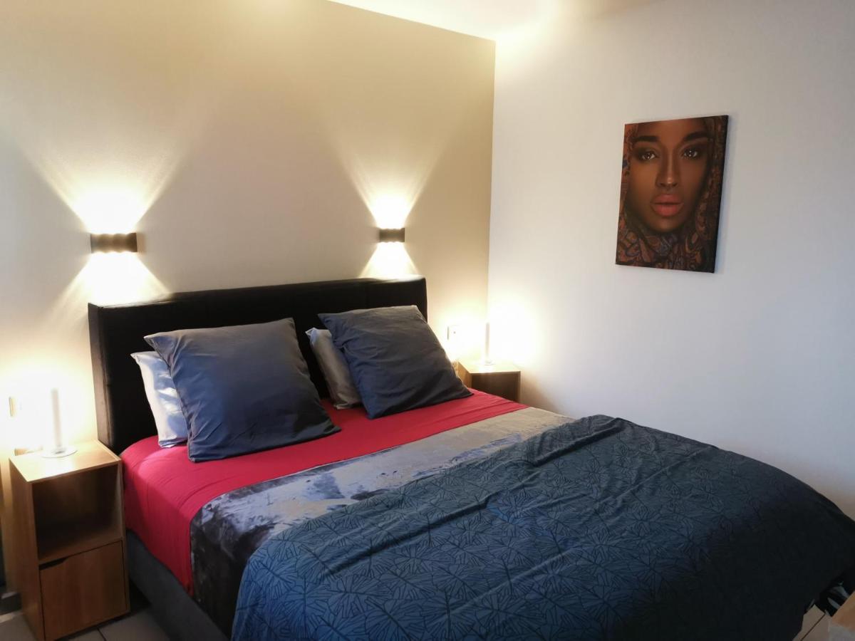 Hostal 170 Room 15 Service Appartement Le Tampon Extérieur photo